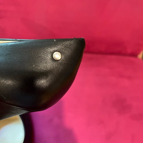 Coach black leather pumps size 8B - Picture 6 of 7